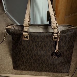 Michael Kors bag